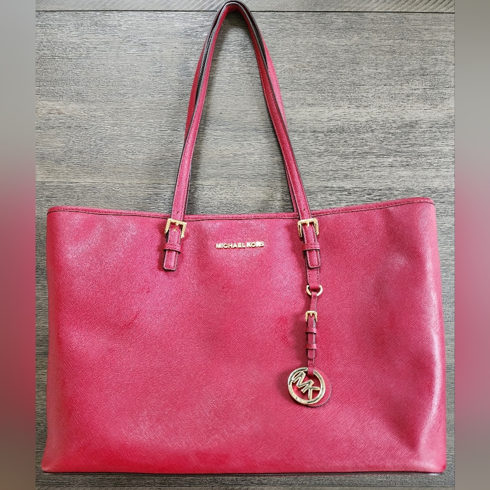 Michael Kors Jet Set Travel Medium Top-Zip Tote Bag - Mulberry